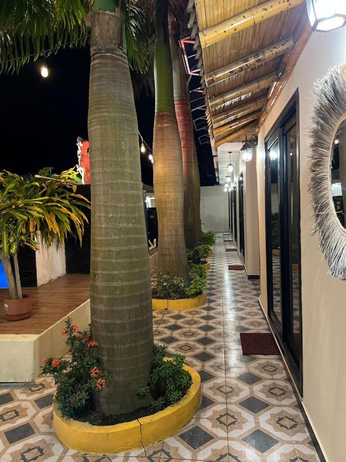Hotel Berlin International Puerto López Εξωτερικό φωτογραφία